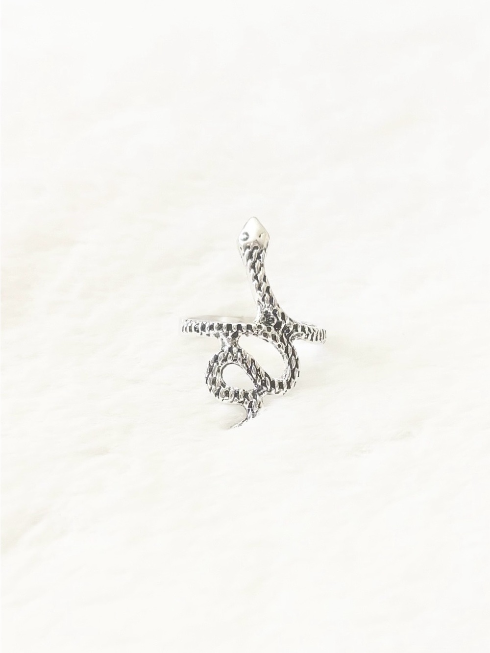 5/$15 🩷 MUST BUNDLE Silver Snake Wrap Ring